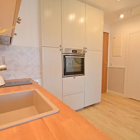 Apartment Sun Towers, Seaview + Klimatyzacja + Garaz Swinoujscie